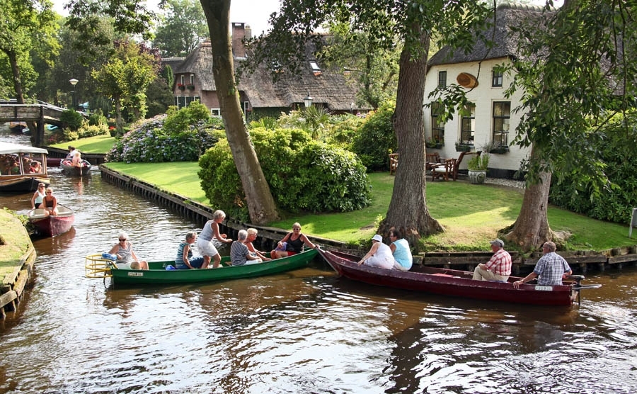 Fluisterboot Waterland