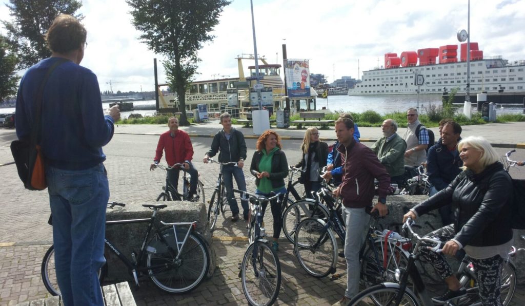 Bedrijfsuitje_Amsterdam_NDSM_fietstocht